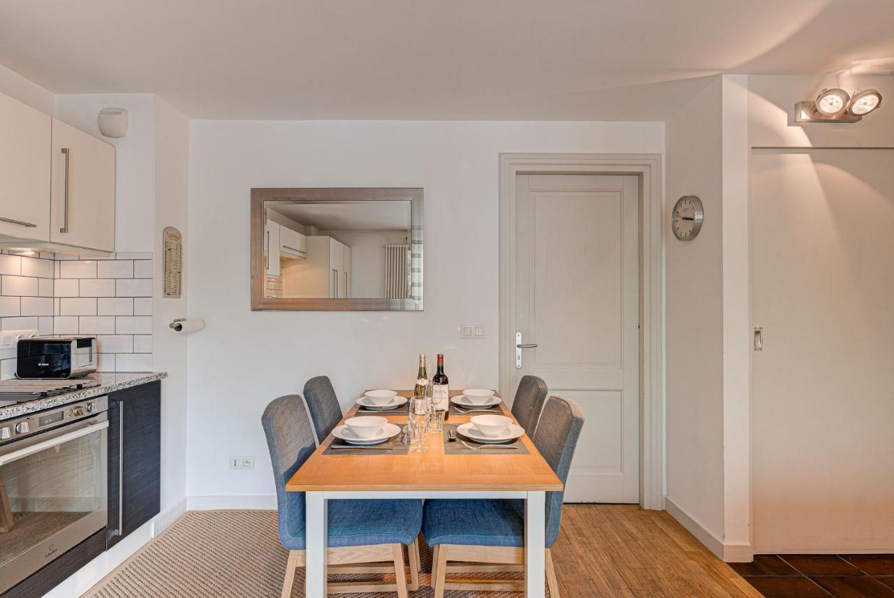 Apartment Cosmiques - Alpes Travel - Central Chamonix - Sleeps 4 מראה חיצוני תמונה