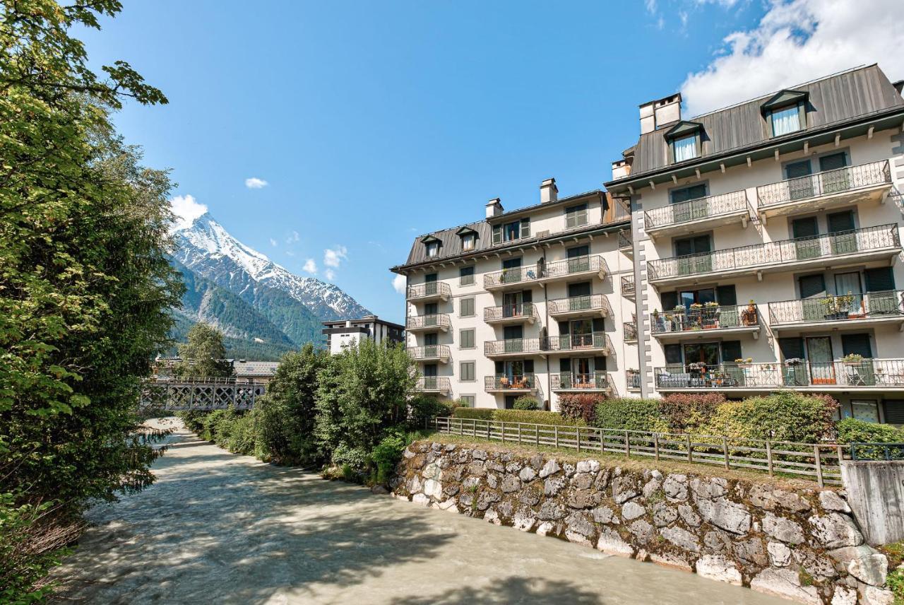 Apartment Cosmiques - Alpes Travel - Central Chamonix - Sleeps 4 מראה חיצוני תמונה